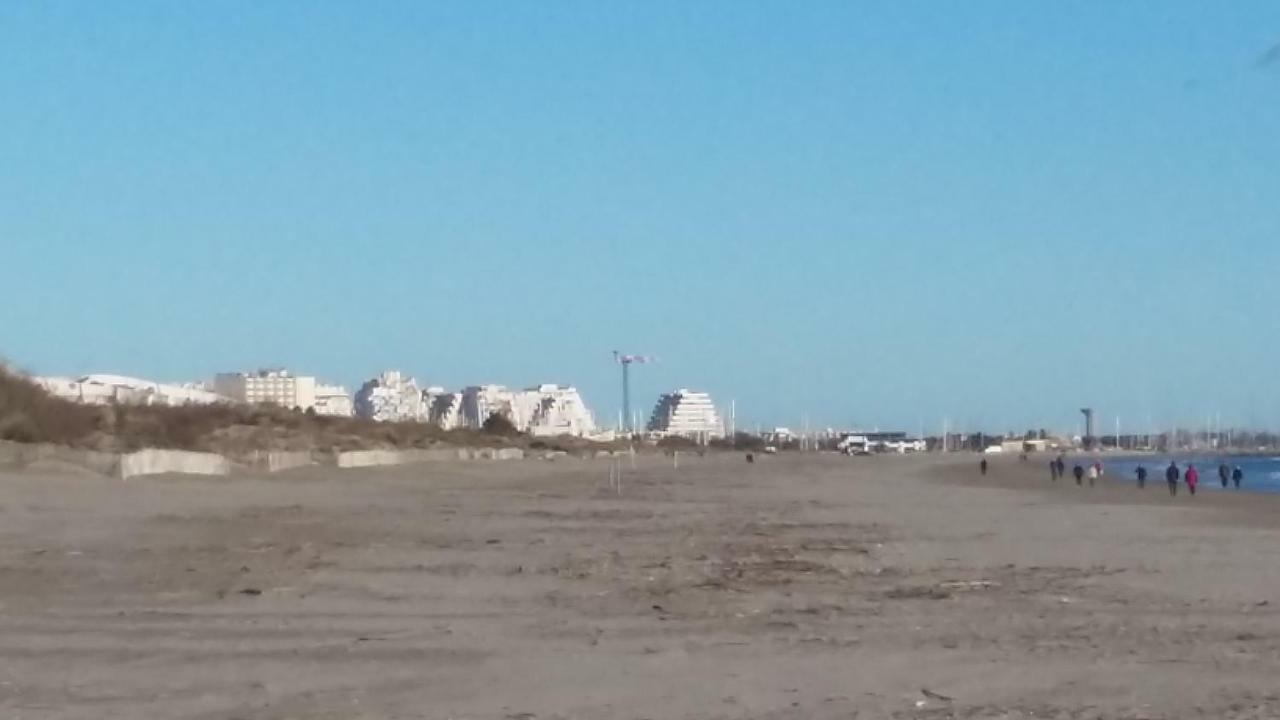 Studio De 25M2 Tout Equipe A 250M Du Bord De Mer La Grande-Motte Exterior foto
